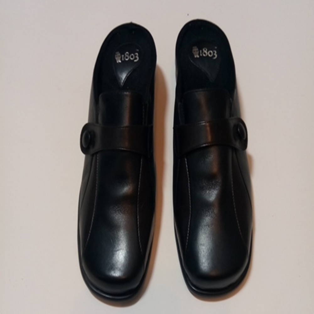 1803 handcrafted clovis style comfort clog